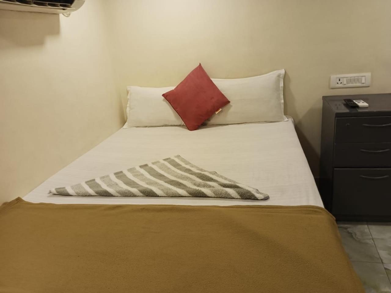 New Hotel Tara By Glitz Hotels Bombay Eksteriør billede
